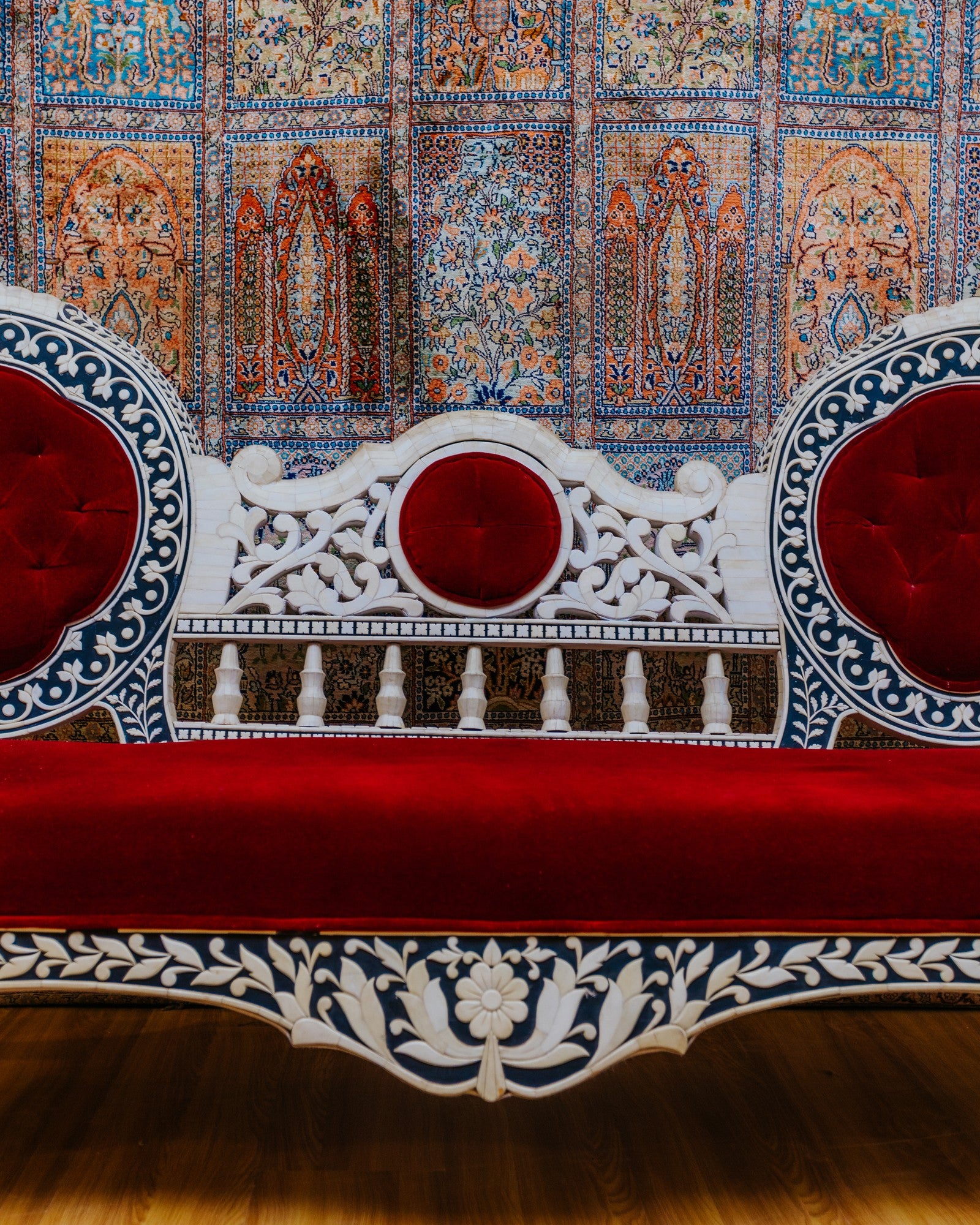 Bone Work Sofa Set
